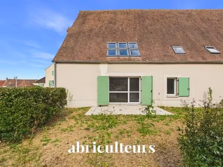 appartement t2 de caractère rénové avec terrasse et jardin – résidence de standing à...