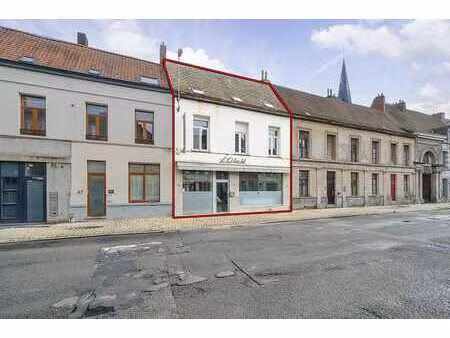maison avec appartement 4 chambres et commerce possible