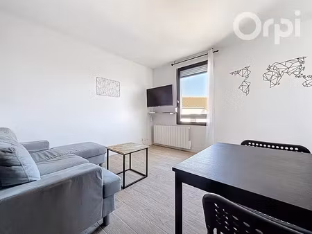 location meublée appartement 1 pièce 31.02 m² à riom (63200)  500 €