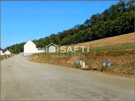 vente terrain à montreuil-sous-pérouse (35500) : à vendre / 651m² montreuil-sous-pérouse