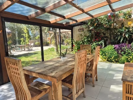 location villa 5 pièces 125 m² à cabries (13480)  3 800 €
