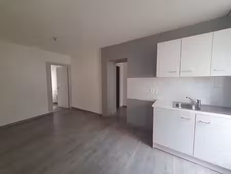 t2 rénové en centre ville
