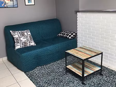 appartement t2 meublé à louer à goven - proche commodités
