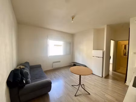 location appartement 2 pièces 29.34 m² à mazamet (81200)  323 €