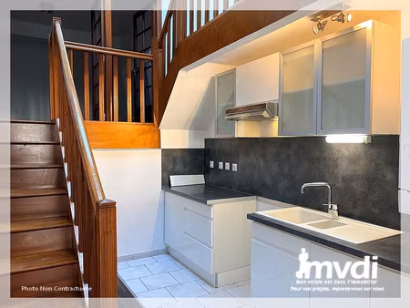 - maison de ville atypique -
