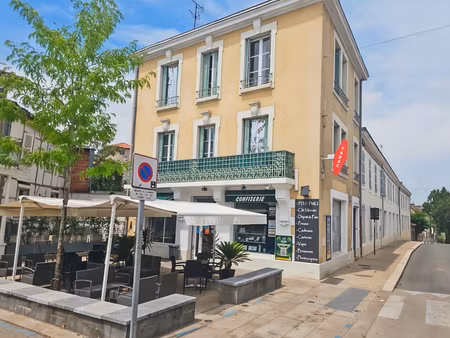 fonds de commerce à vendre à saint sever - emplacement stratégique