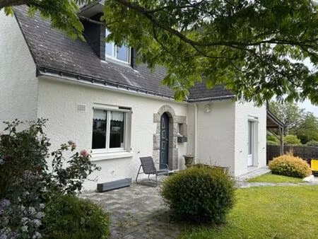 elegante maison renovee vie de plain-pied | 126 m² | 4 chambres | terrain clos de 600 m² |