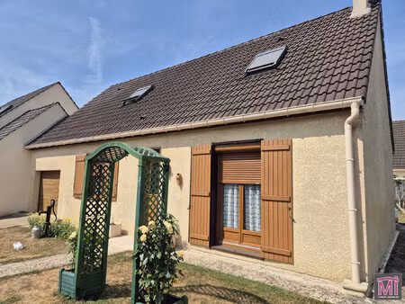 pavillon 4 chambres vivable de plain-pied avec garage