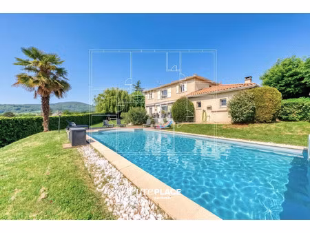 maison de luxe à vendre à lentilly