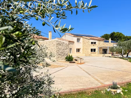 mas à vendre à nîmes
