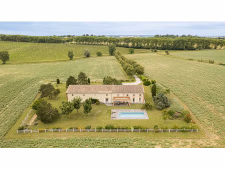 maison de luxe à vendre à odars