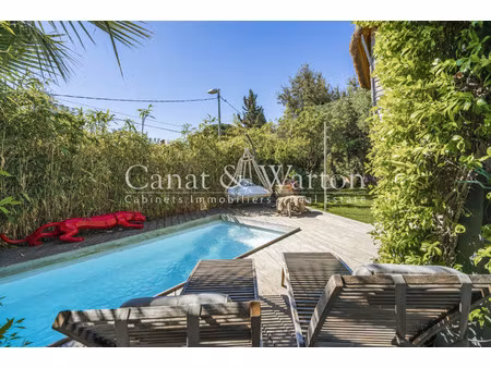 villa de luxe à vendre à cavalaire-sur-mer