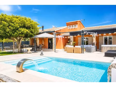 villa de luxe à vendre à ventabren