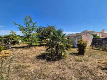 vente terrain à saint-hilaire-de-riez (85270) : à vendre / 412m² saint-hilaire-de-riez