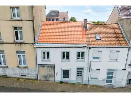 maison rénovée - 3 ch avec garage et jardin