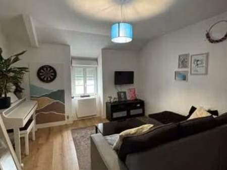 location appartement 2 pièces à dinard (35800) : à louer 2 pièces / 33m² dinard