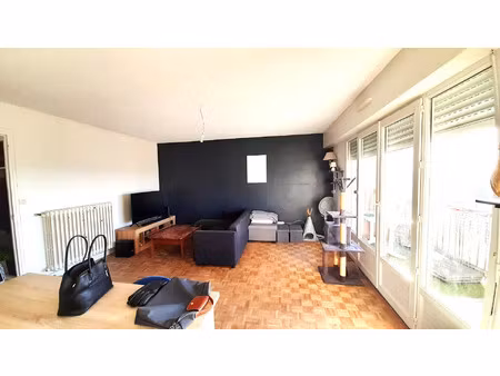 location appartement 3 pièces 65 m² à angers (49100)