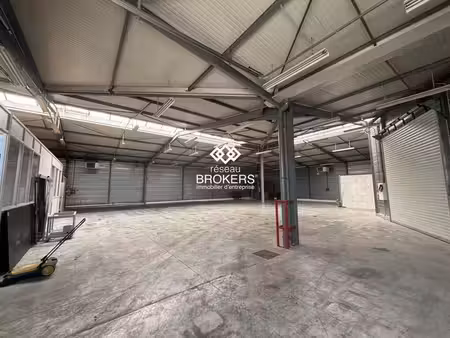 location entrepôt dannemarie-sur-crète 25410 1030m²