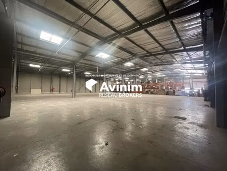 location entrepôt aix en provence 13100 2400m²