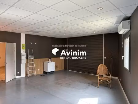 location entrepôt aix en provence 13100 215m²