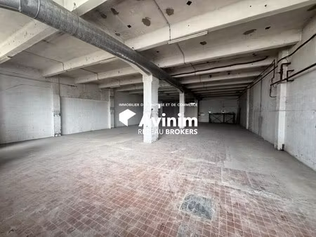 location entrepôt bobigny 93000 662m²