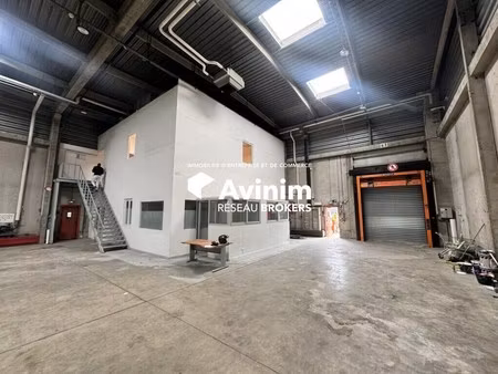 location entrepôt bobigny 93000 700m²