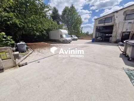 location entrepôt juilly 77230 870m²