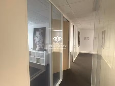 location entrepôt saint etienne de montluc 44360 366m²