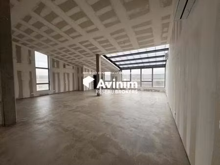 location local d’activités bordeaux 33100 178m²