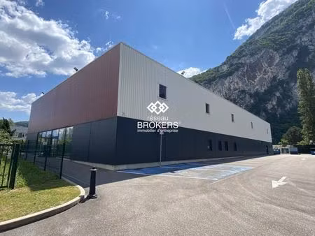 location local d’activités sassenage 38360 2358m²