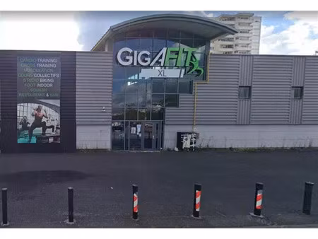 location local d'activités meaux 2 070 m²