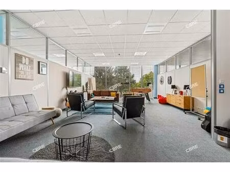 location bureau bry sur marne 766 m²