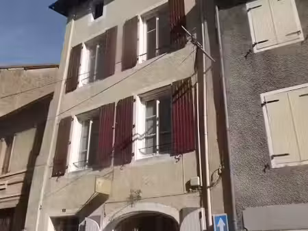 vente immeuble 9 pièces 144 m² à confolens (16500)  78 400 €