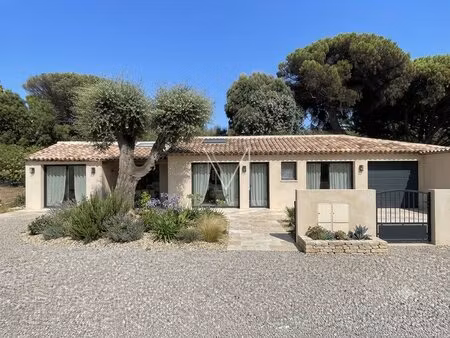 petite maison de 88m2 a grimaud dans residence a pied de la plage