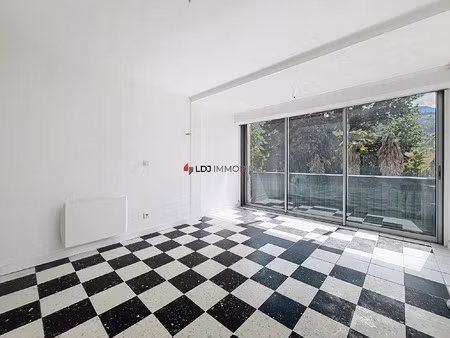 t2 bis de 36 m² - vernet-les-bains