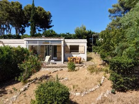 à deux pas du littoral de six-fours-les-plages – pavillon t3 avec jardin privatif dans la 