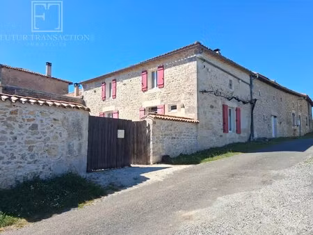 maison de village