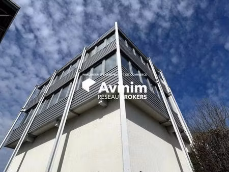 location entrepôt annecy 74960 669m²