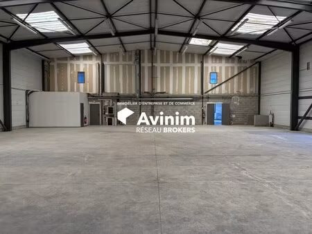 location entrepôt aix en provence 13100 840m²