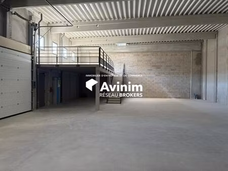 location entrepôt les pennes mirabeau 13170 205m²