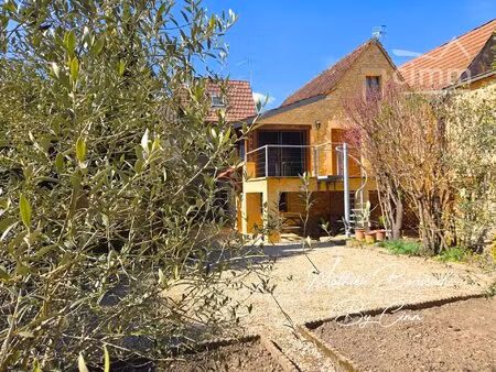maison d'habitationavec dépendance