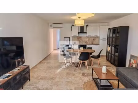 appartement moderne rénové- t3 rdc cairanne-terrasse privative