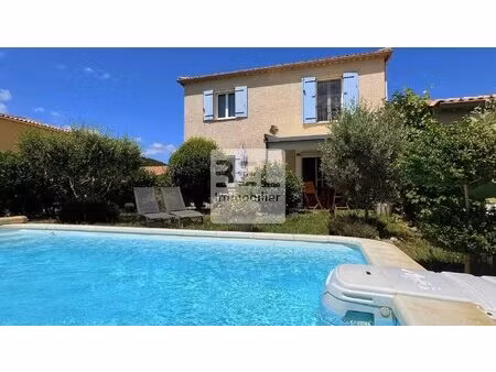 maison a laudun avec piscine