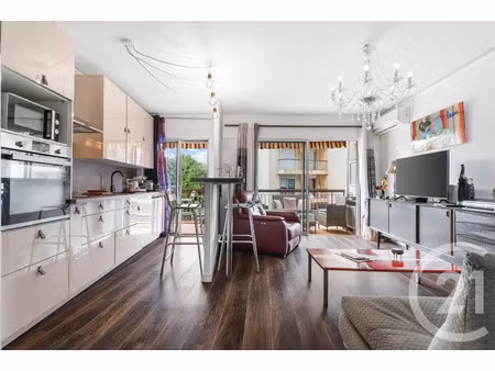 vente appartement 2 pièces 45 m² nice (06100)
