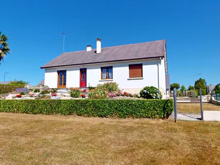 pavillon de 90m2 habitables sur terrain de 699m2 avec sous-s