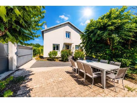maison 6 pièces - 133 m²