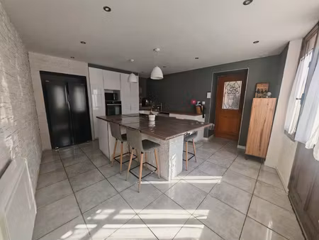 maison 6 pièces - 145 m²
