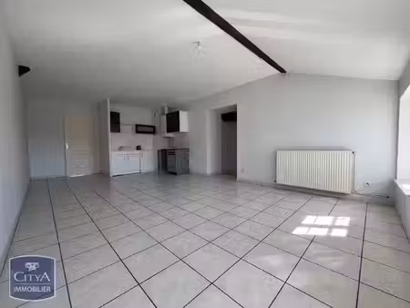 appartement à louer 3 pièces 62.61 m² - saint-laurent-sur-saône (01) - 630€