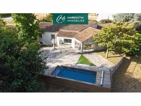villa contemporaine avec piscine
