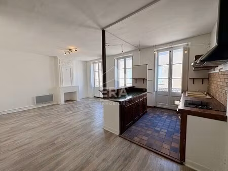 sainte foy la grande  appartement en très bon état 75m² habitables 3 pièces